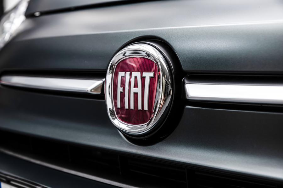 Логотип Fiat 500C Rockstar (312) 2019 года  (фото 11 из 26)